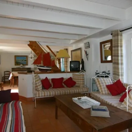 Maison Renovee Avec Jardin, Pres De La - 5 Pers, Parking - Fr-1-823-48 Holiday home La Gueriniere